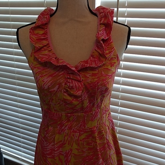 Dress - Picture 2 of 4